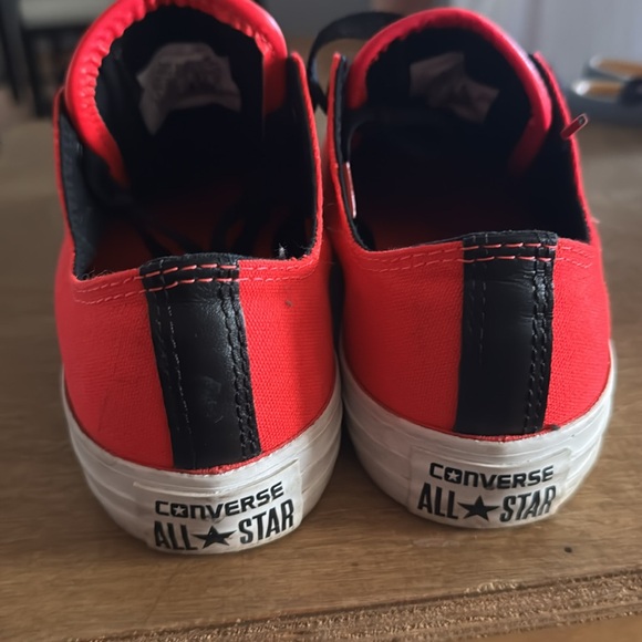 Converse - Picture 3 of 6